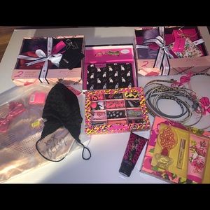 Beautiful betsey Johnson items!! Bundle to save!! All brand new!